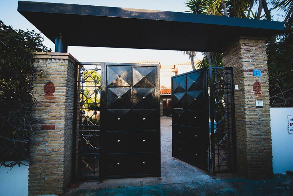 Villa Soula Анависос Екстериор снимка