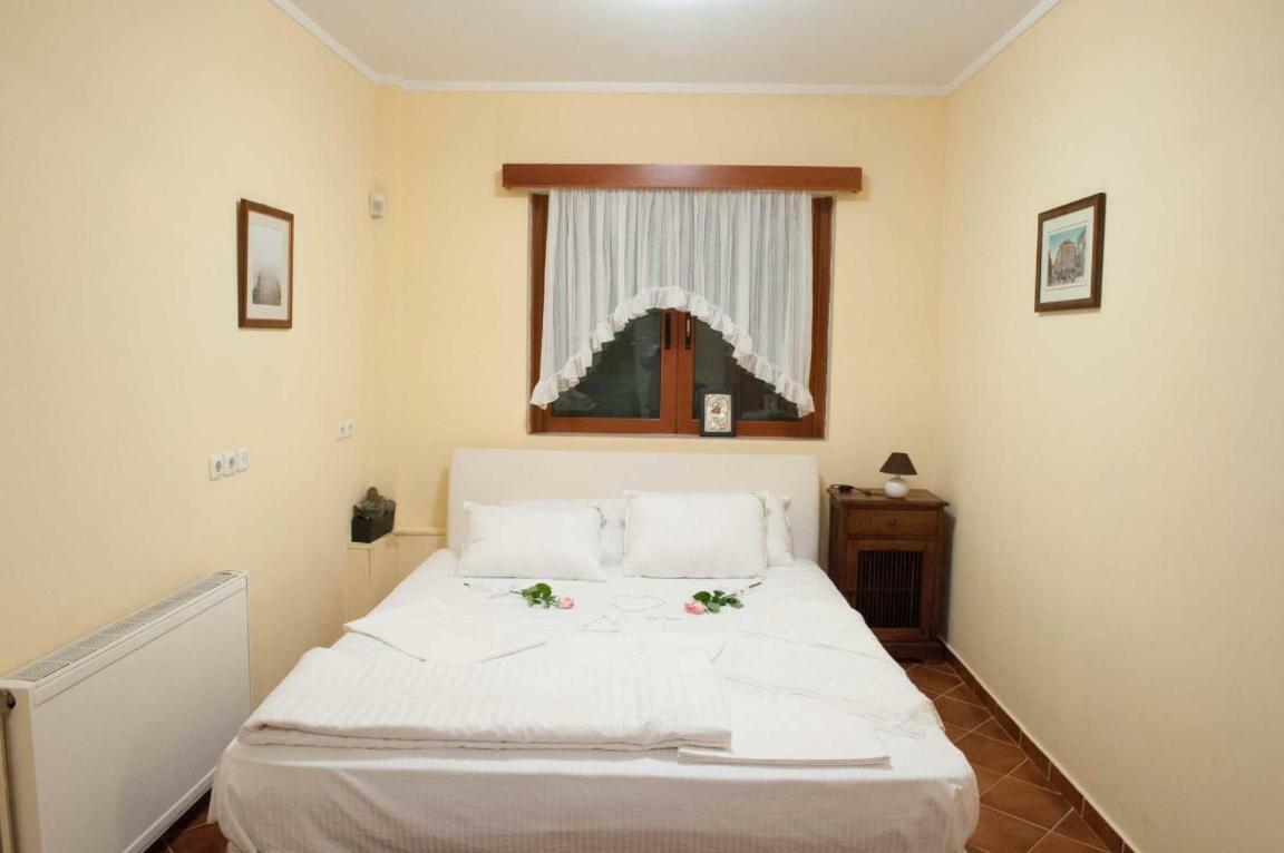 Villa Soula Анависос Екстериор снимка