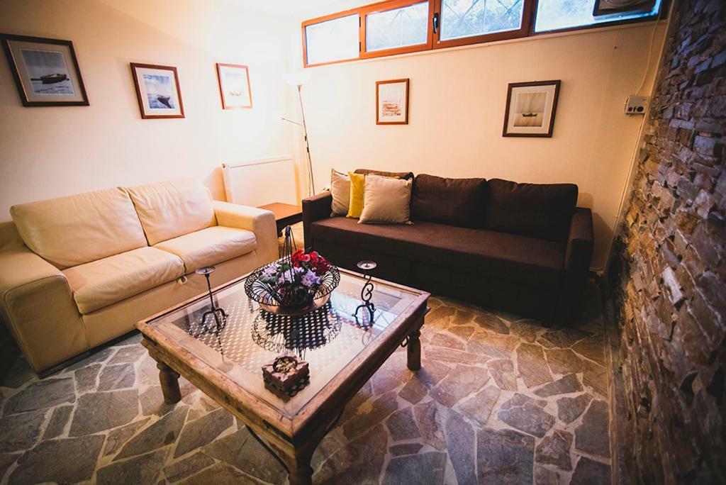 Villa Soula Анависос Екстериор снимка