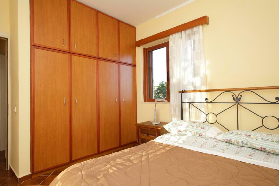 Villa Soula Анависос Екстериор снимка