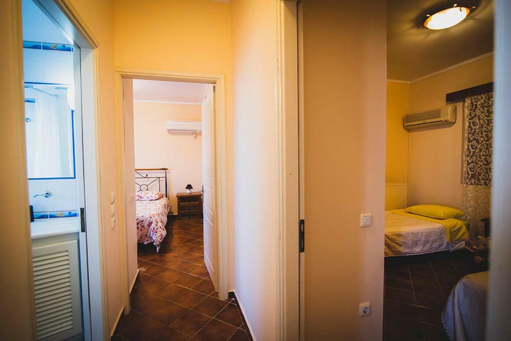 Villa Soula Анависос Екстериор снимка